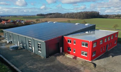 Gewerbehalle mit Büro in Wolpertshausen